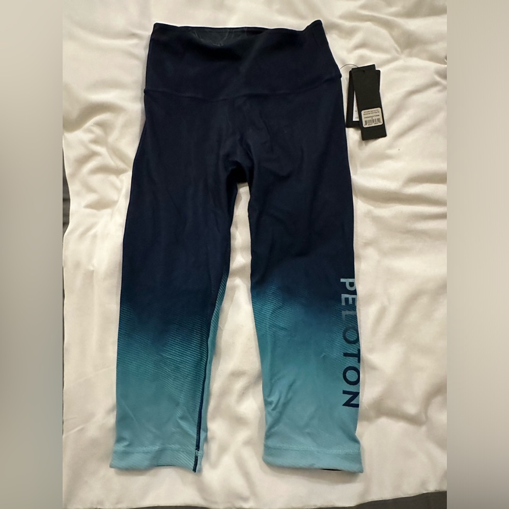 Peloton Stripe Fade Reversible HW Capri blue med NWT